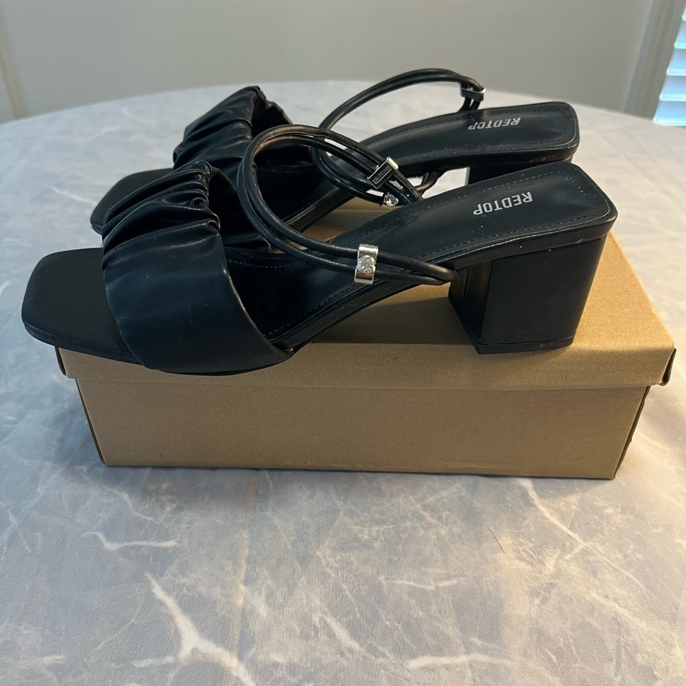 Redtop Black Block Heel Sandals Size 9 Strappy Open Toe Heels